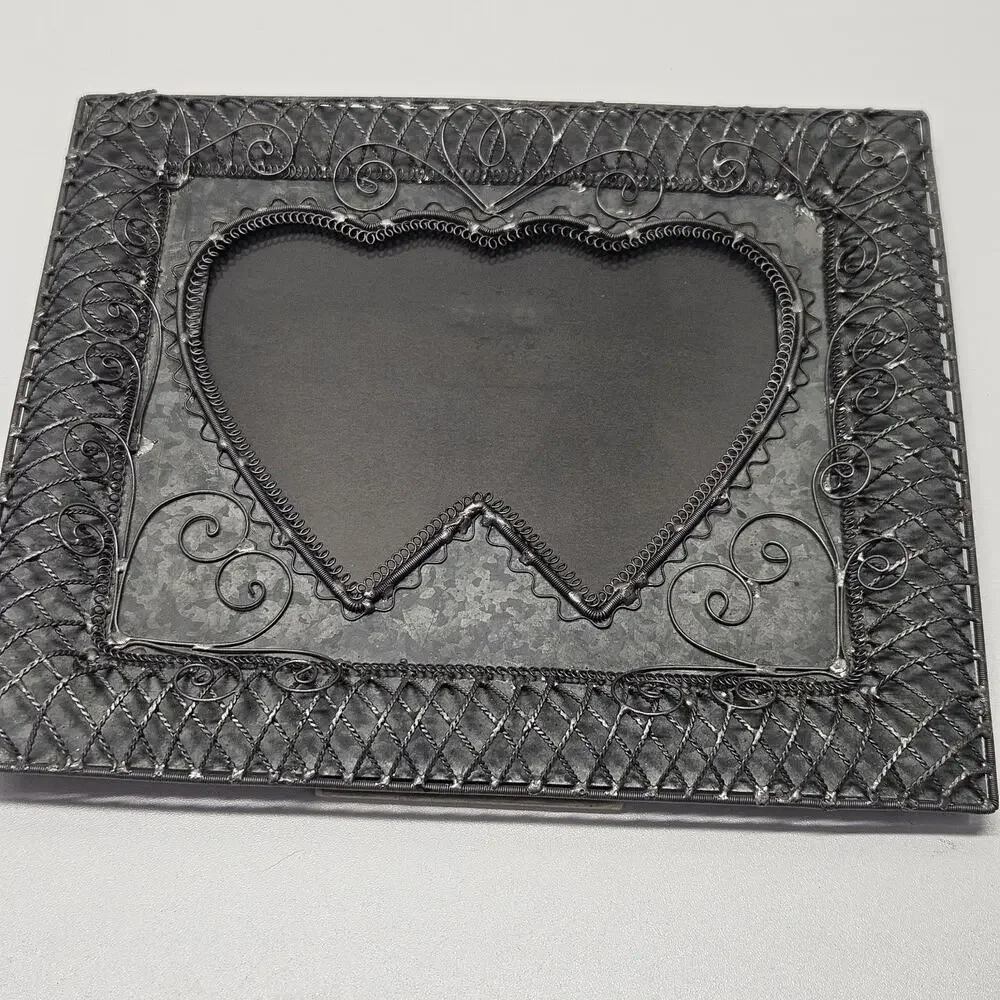 Vtg Heart Shaped Metal Filigree Photo Picture Frame Cottagecore Farmhouse 5x7